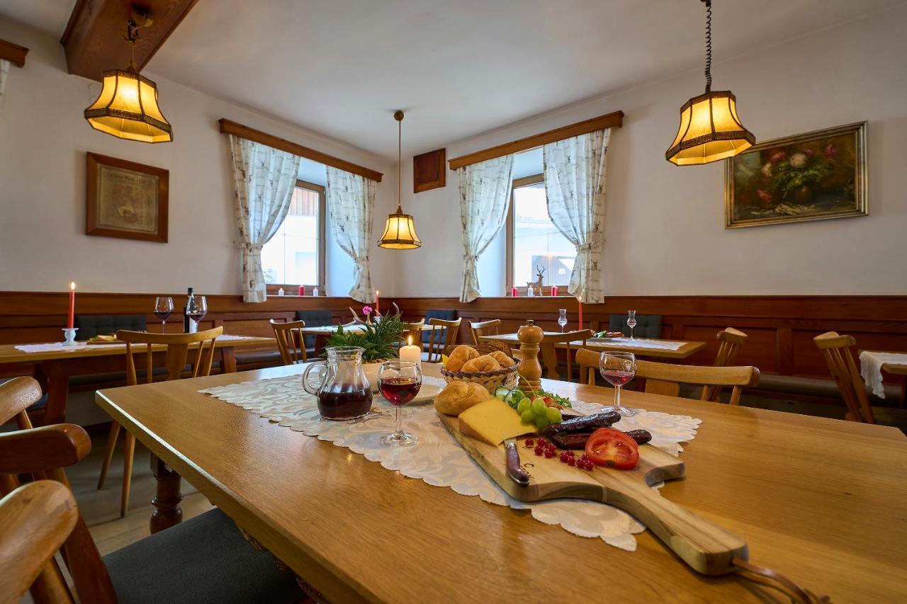 Gasthof Lamm Sankt Jodok am Brenner Exterior photo